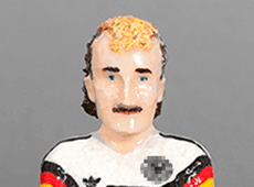 40 Rudi Völler