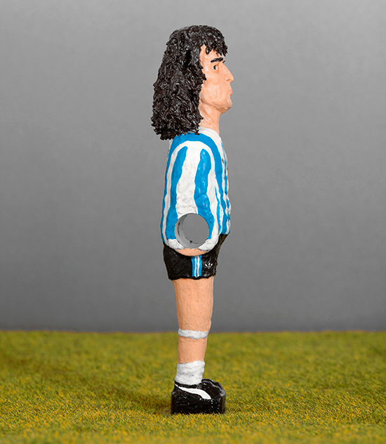 78 Mario Kempes