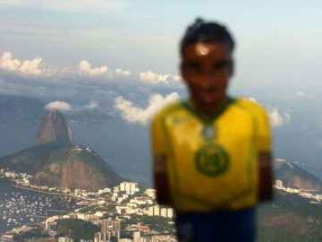 RONALDINHO-on-TOUR2