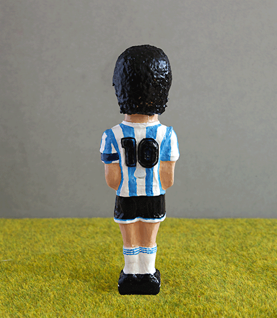 86 Diego Maradona