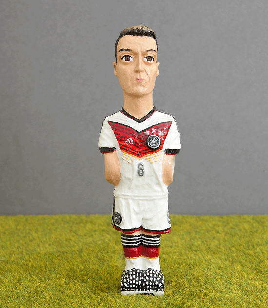97 Mesut Özil