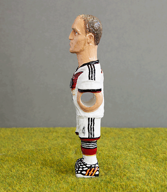 99 Benedikt Höwedes